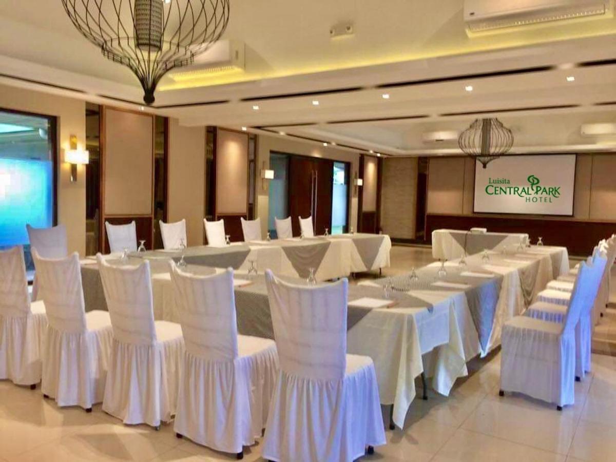 Luisita Central Park Hotel Tarlac City Eksteriør bilde