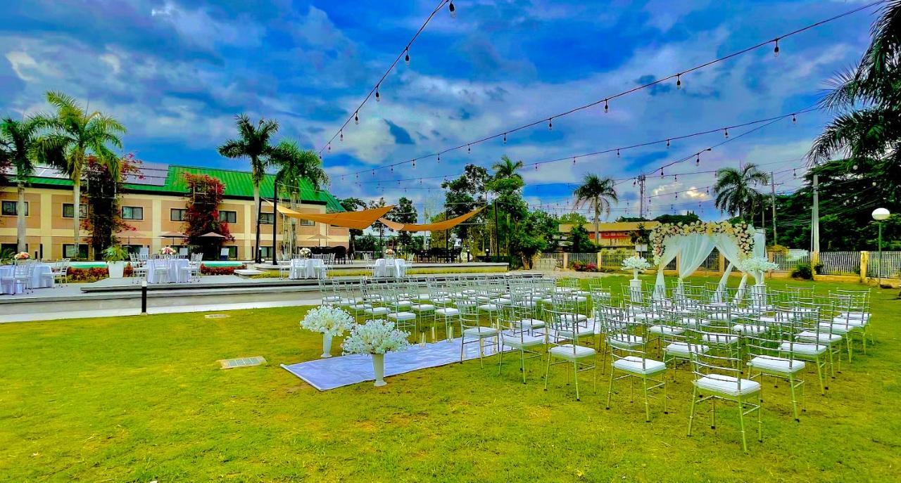 Luisita Central Park Hotel Tarlac City Eksteriør bilde