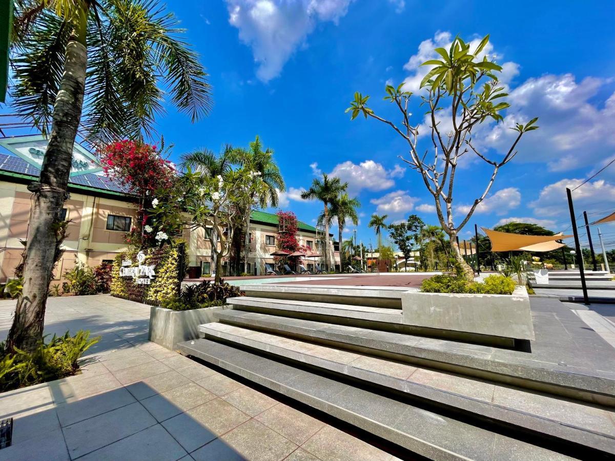 Luisita Central Park Hotel Tarlac City Eksteriør bilde