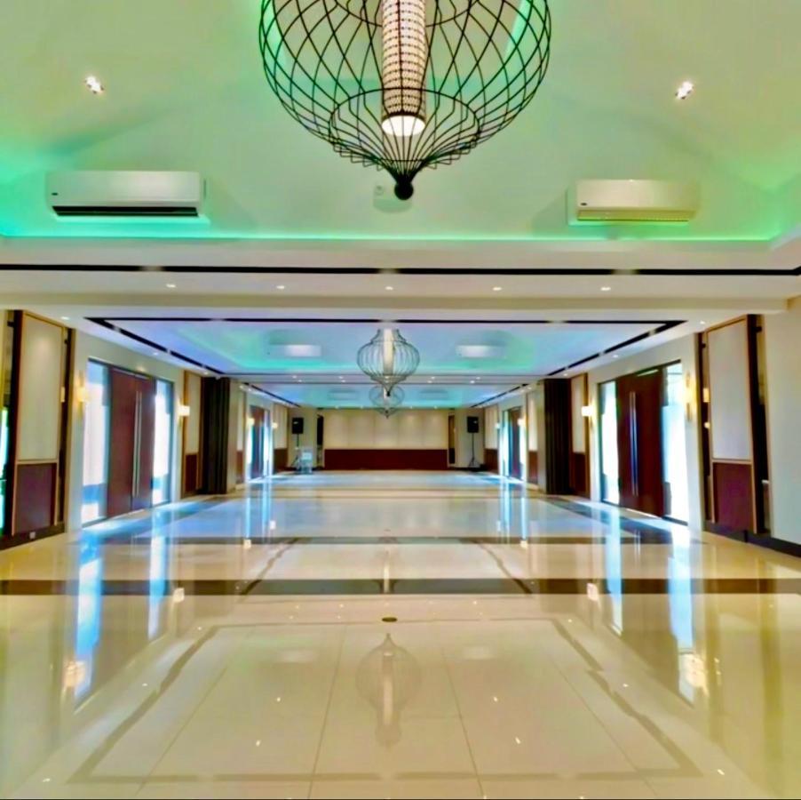 Luisita Central Park Hotel Tarlac City Eksteriør bilde