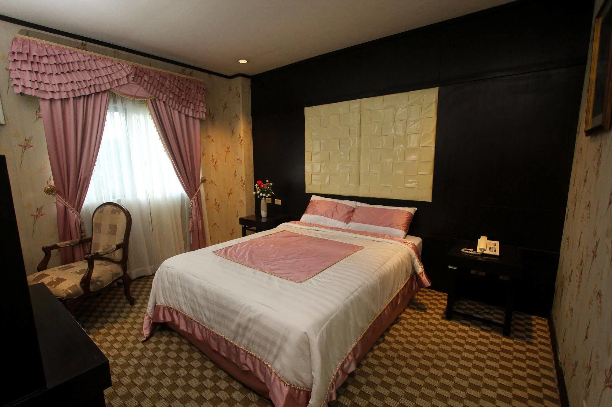 Luisita Central Park Hotel Tarlac City Eksteriør bilde