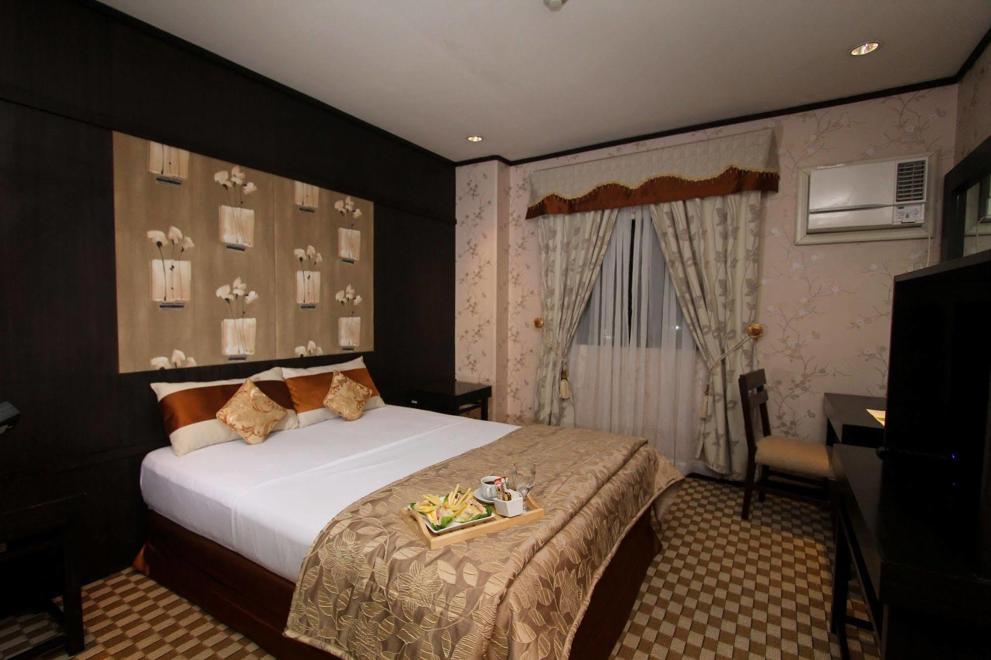 Luisita Central Park Hotel Tarlac City Eksteriør bilde